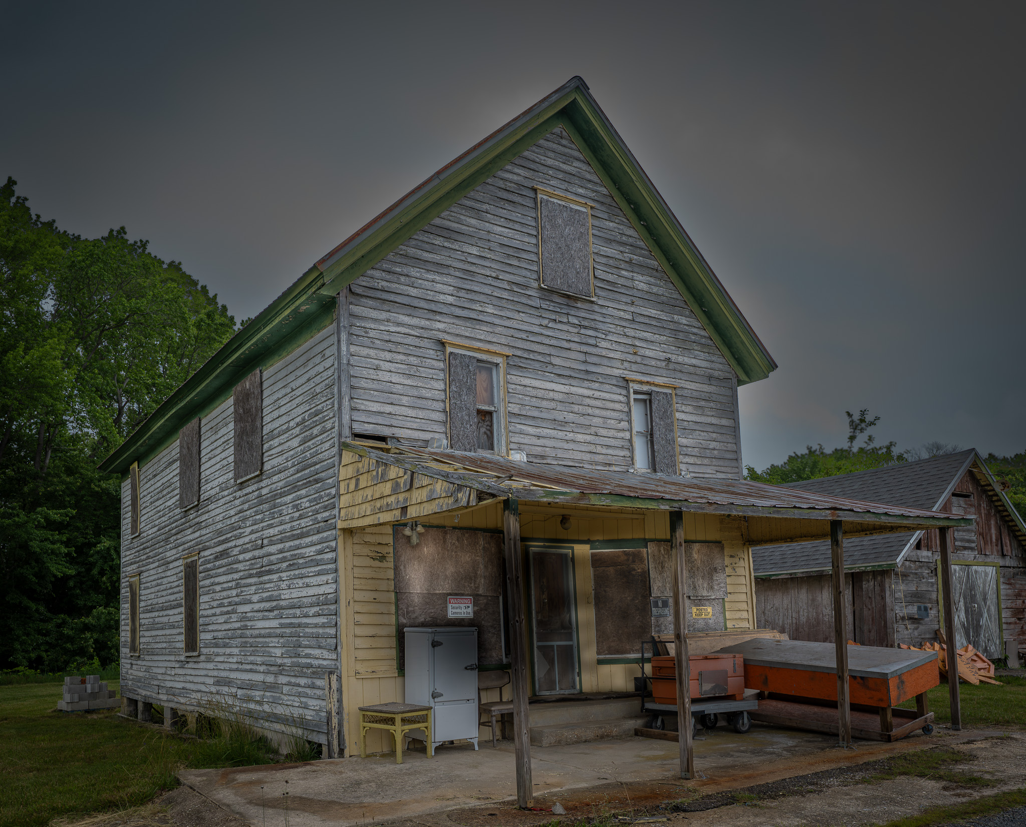 2nd PrizeOpen Color In Class 1 By Dennis Roberts For Old Store OCT-2025.jpg